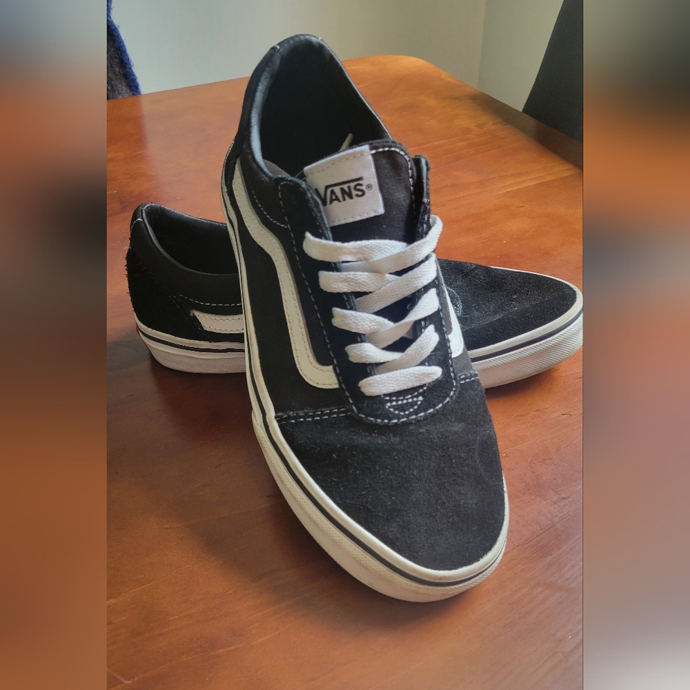 Youth size 5.5 vans